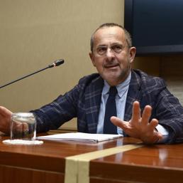 http://i.res.24o.it/images2010/Editrice/ILSOLE24ORE/ILSOLE24ORE/2014/02/15/Politica%20e%20societa/ImmaginiWeb/Ritagli/boffo-ansa-kqoC--258x258@IlSole24Ore-Web.jpg?uuid=9a723960-9598-11e3-a913-31bd8af8b81e