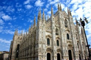 https://lh3.googleusercontent.com/-SF9EZ5Vbp-U/UE27_d7gEQI/AAAAAAAB18g/qD8GueAmo08/s1600/MILANO.jpg