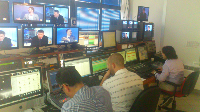http://www.abruzzolive.it/wp-content/uploads/2016/07/televisione.png